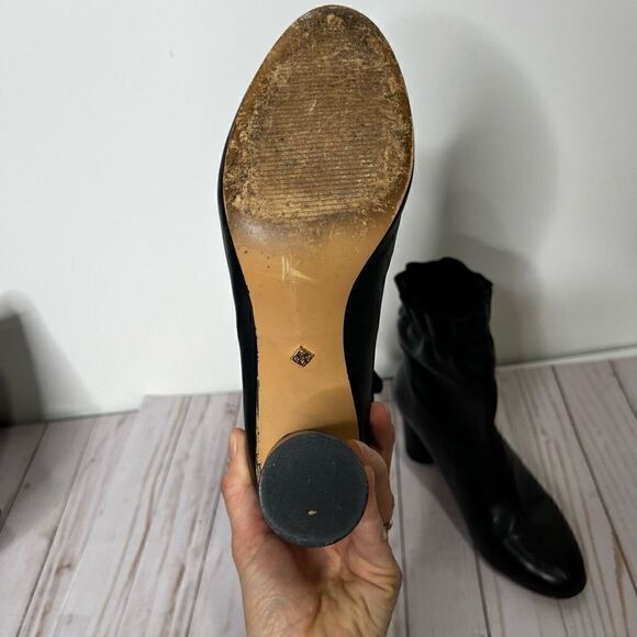 Nanette Lepore Black Leather Ankle Boots Round Block Heel Ruffle Top - Picture 4 of 8